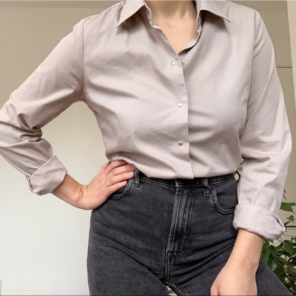 ⚡️3/$30⚡️Funky Button Down Shirt - Picture 3 of 3